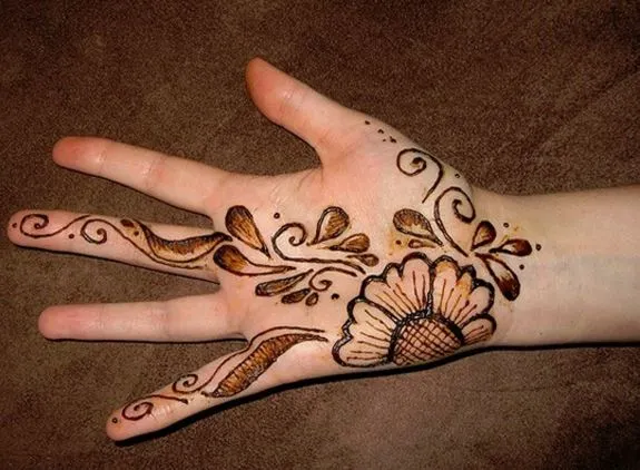 Mehndi design easy and beautiful for kids