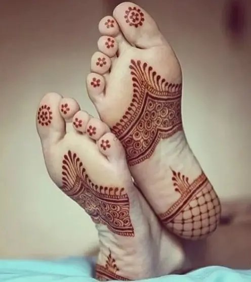 Lower Legs Mehndi Design