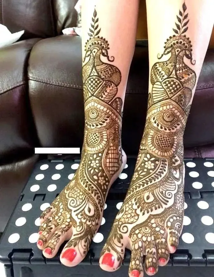 Bridal Mehndi Designs for Legs