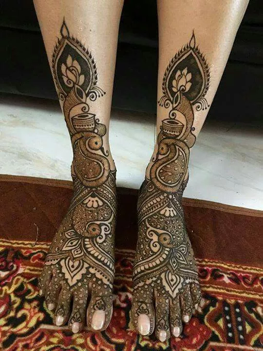 Bridal Mehndi Designs for Legs