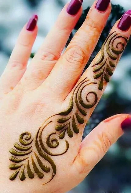 Single Finger Mehndi Design (One finger mehndi design back hand)