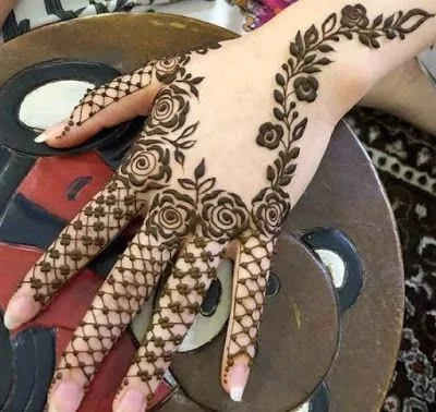 Finger Mehndi Design - Simple and Easy Flowers design
